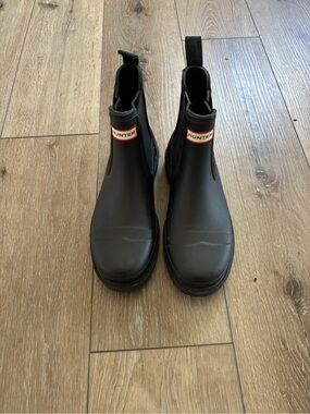 Hunter Black Chelsea Rain Boots
